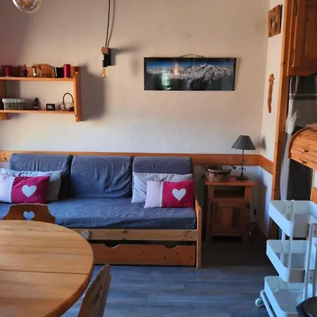 T4 In With Balcony In Saint-gervais